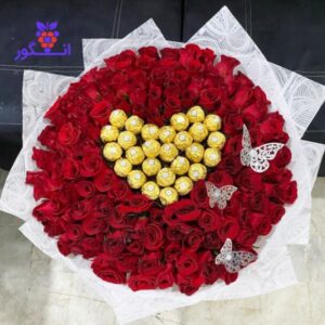 دسته گل رز قرمز همراه با شکلات شونیز - خرید گل ولنتاین لاکچری - سفارش آنلاین گل