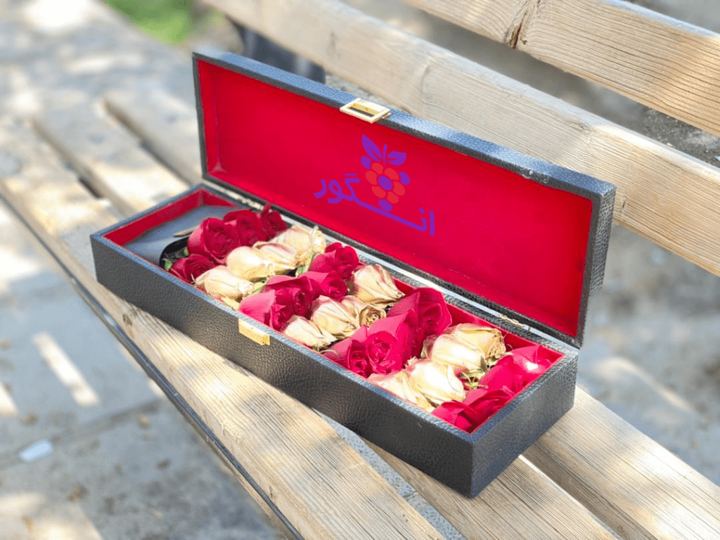 red and gold rose box باکس زیبای رز سرخ و طلایی - انگور