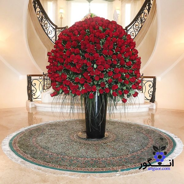 گلدان گل ورودی هتل