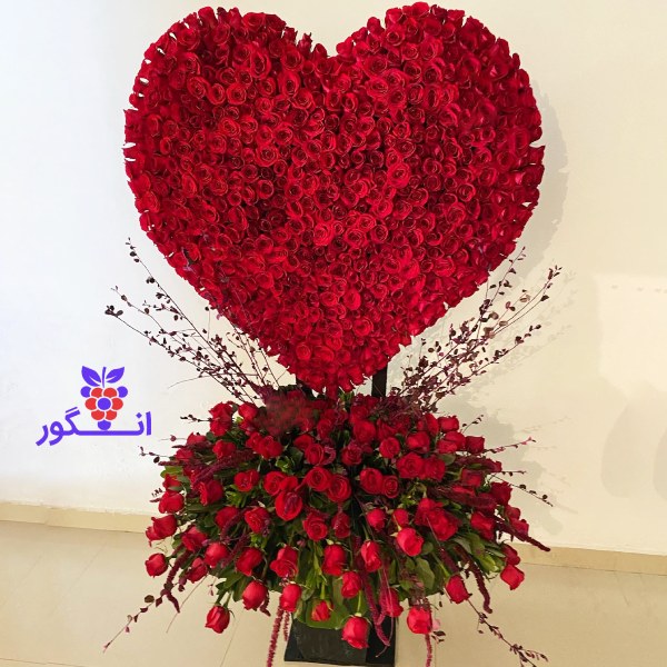 باکس گل رز قلب سایز بزرگ برای ولنتاین - خرید گل رز قرمز هلندی - سفارش آنلاین گل