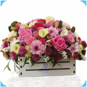 باکس گل رنگاو رنگ فارهه (ترکیبی زیبا از گلهای داوودی ، لیسیانتوس رز)
