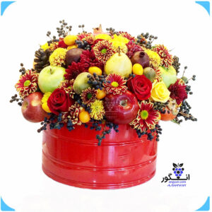 سفارش باکس فلزی یلدا (ترکیب میوه و گل ) vip - سفارش گل شب یلدا - گل فروشی آنلاین