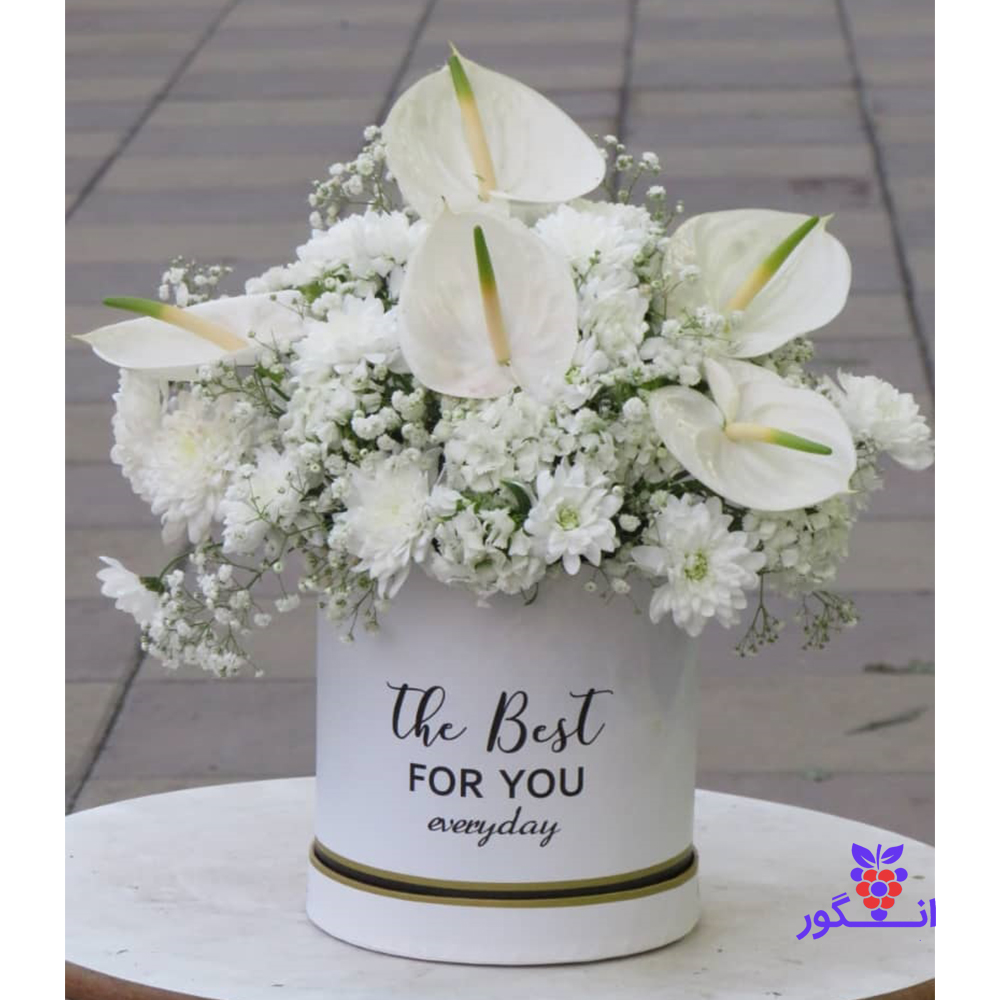 خرید باکس گل با تم سفید