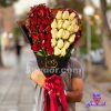 دسته گل دلسا عاشقانه ای با گل های رز