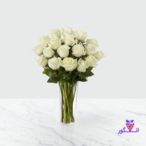 خرید دسته گل رز سفید با گلدان 18 شاخه