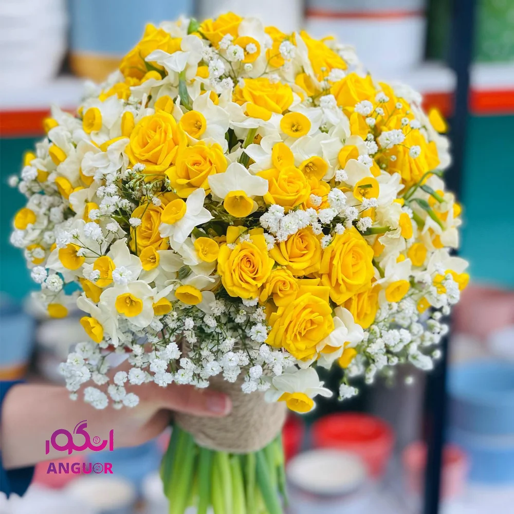 دسته گل رز مینیاتوری زرد با گل نرگس - خرید آنلاین گل - انگور