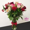 گلدان شیشه ای گل رز و آلستر