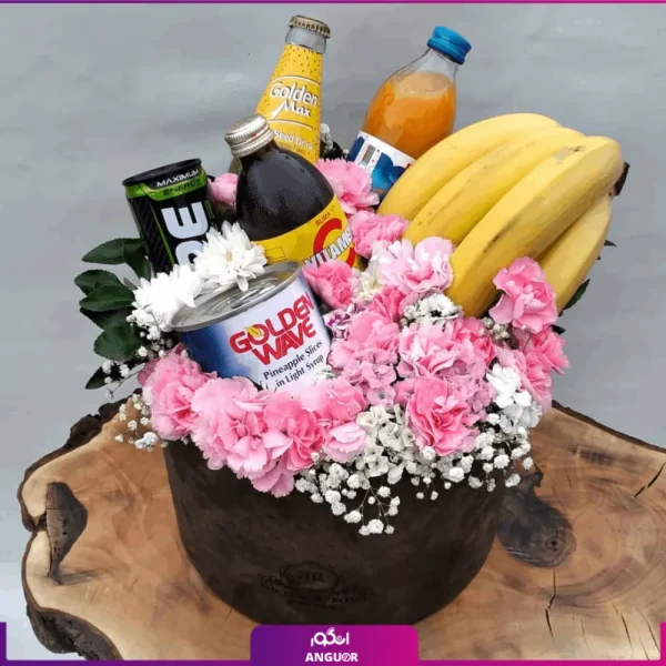 باکس گل عیادت از بیمار همراه با میوه و نوشیدنی