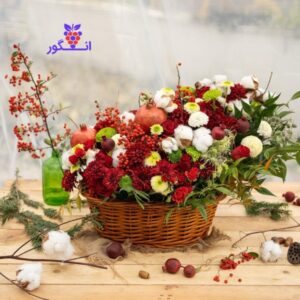 سبد گل و میوه شب یلدا - سفارش سبد گل یلدایی - خرید آنلاین گل