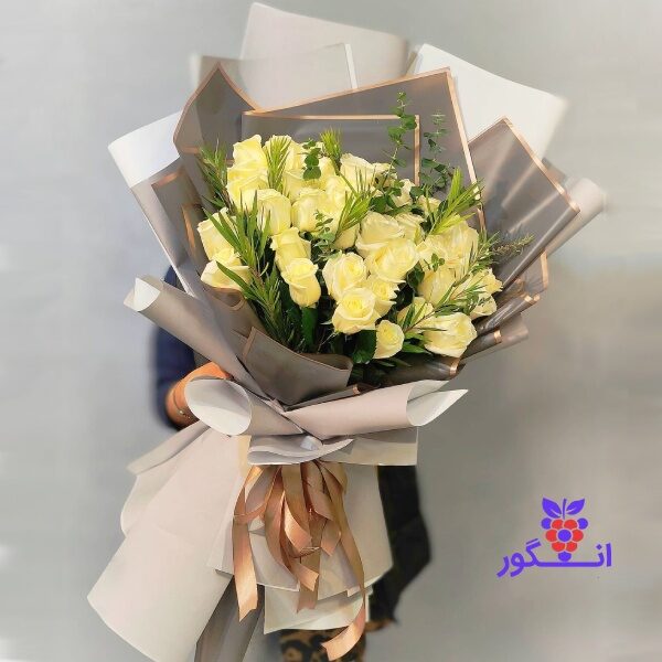 دسته گل رز سفید مناسب برای ترحیم و تسلیت - سفارش دسته گل - گل فروشی آنلاین