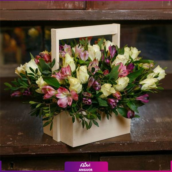 باکس گل رز سفید و آلسترومریا- خرید آنلاین گل- انگور