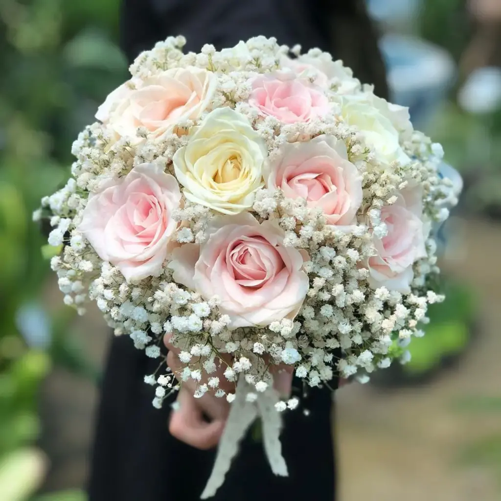 دسته گل عروس با رز رنگی و ژیپسوفیلا