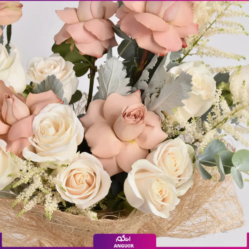 خرید دسته گل با دیزاین خاص - سفارش دسته گل رز - سفارش آنلاین دسته گل رز به خارج از کشور - طرح بین الملل