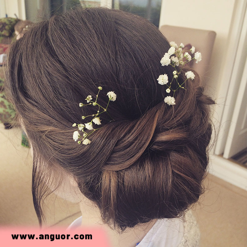 شینیون مو با گل ژیپسوفیلا