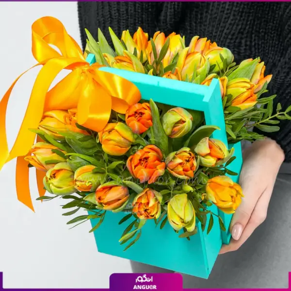 باکس گل لاله نارنجی- 30 شاخه گل رز نارنجی- باکس گل نارنجی