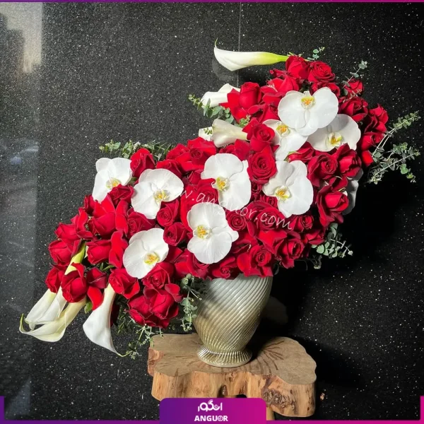 جام گل رز خواستگاری به همراه ارکیده و کاله