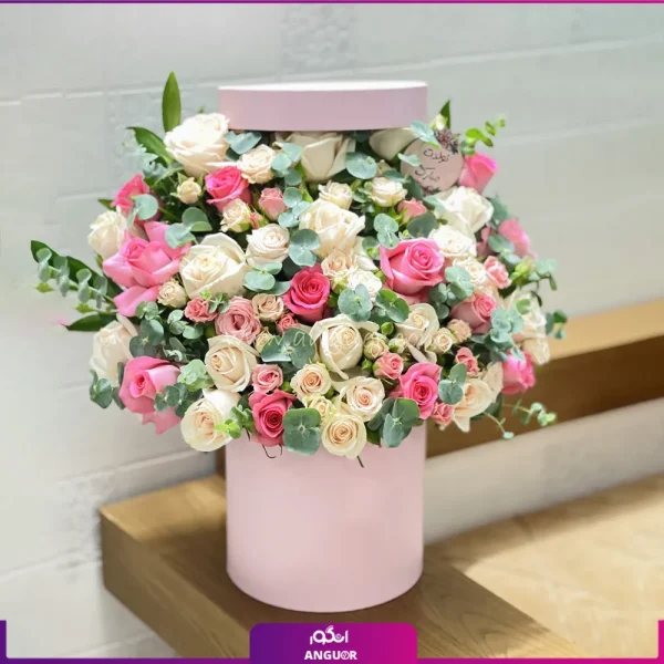 باکس گل تولد دخترانه با تم صورتی