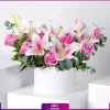 باکس گل رویای سپید با گلهای لیلیوم و رز صورتی