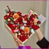 باکس گل برای ولنتاین به همراه شکلات و گل داوودی و گل رز