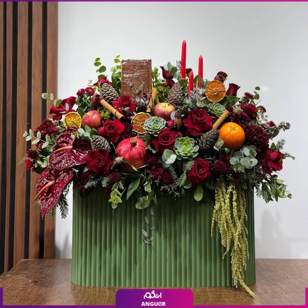 باکس گل یلدا با دیزاین انواع میوه باکس گل یلدا با دیزاین انواع میوه